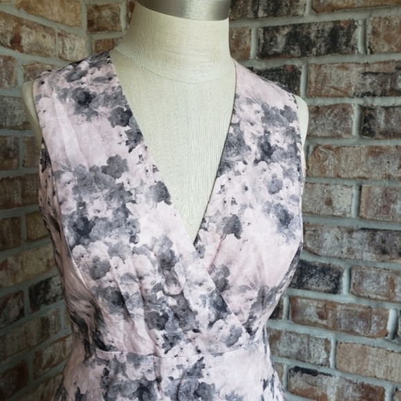 Robert Rodriguez Fit n Flare Floral Pleated Dress - Picture 5 of 7